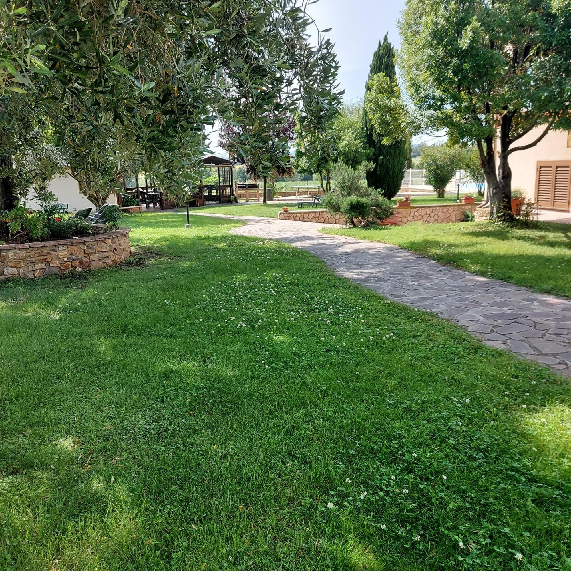 Agriturismo La Verde Rosa Pescia Romana Exterior photo